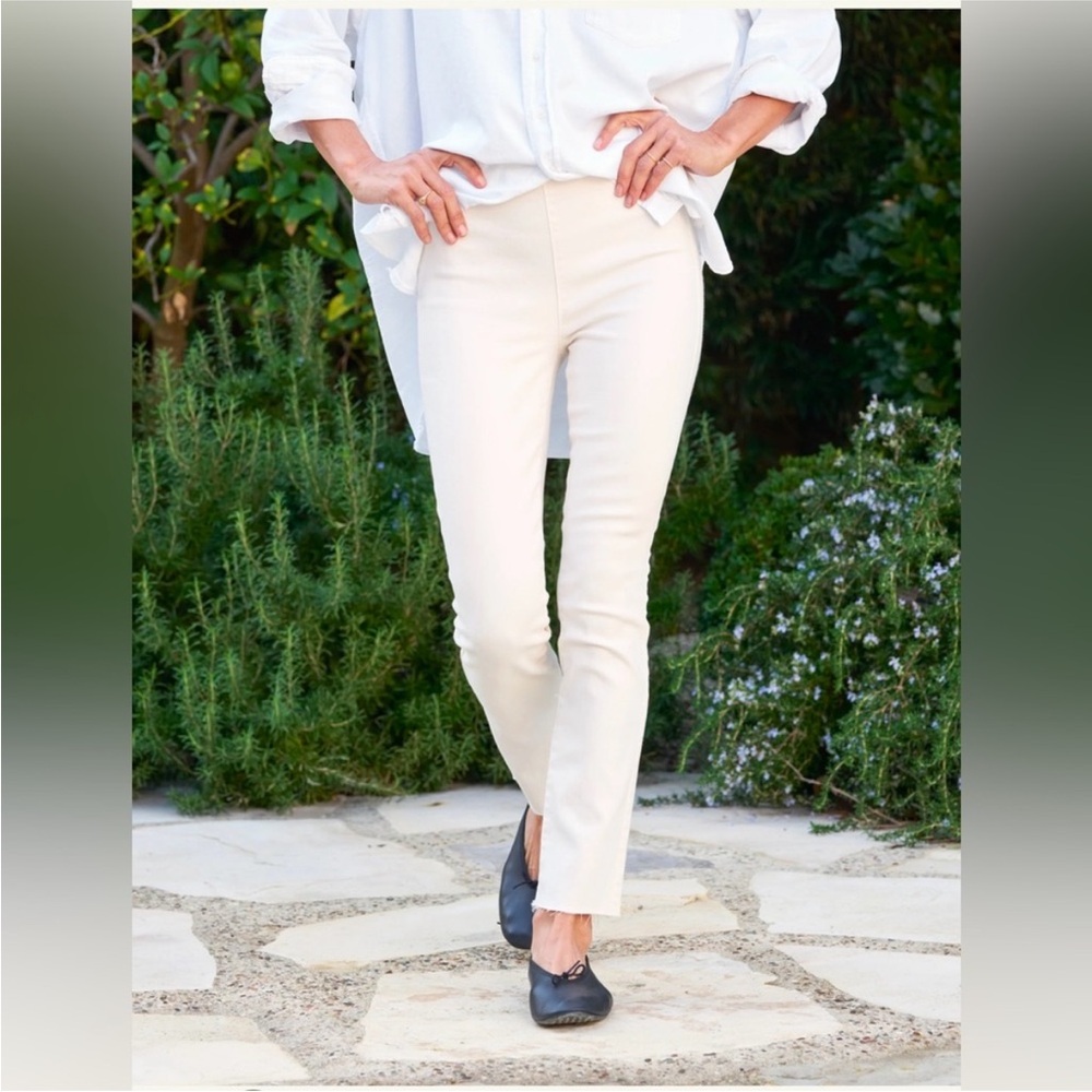 Frank & Eileen Derry Illusion Pull-On Jean 32